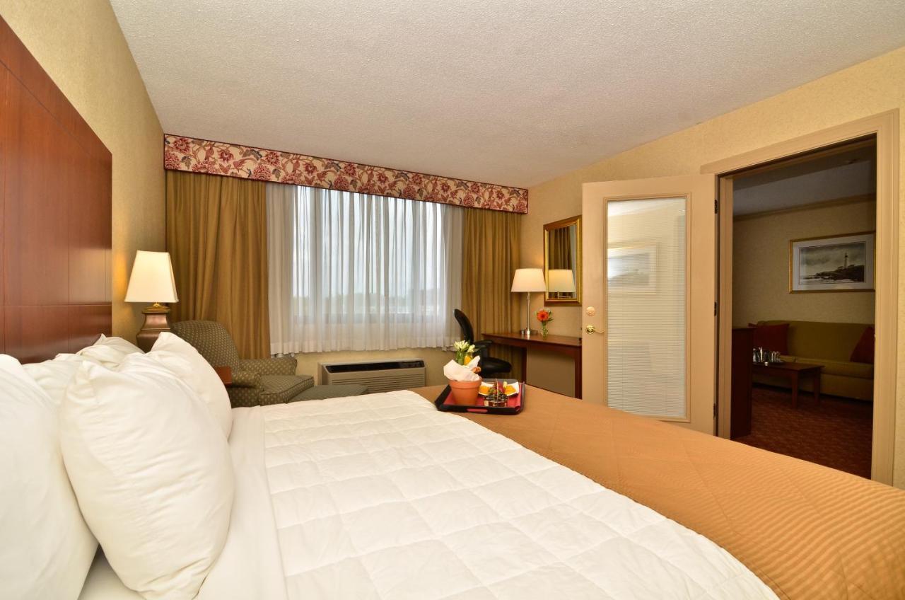 Clarion Hotel Airport Portland Exterior foto
